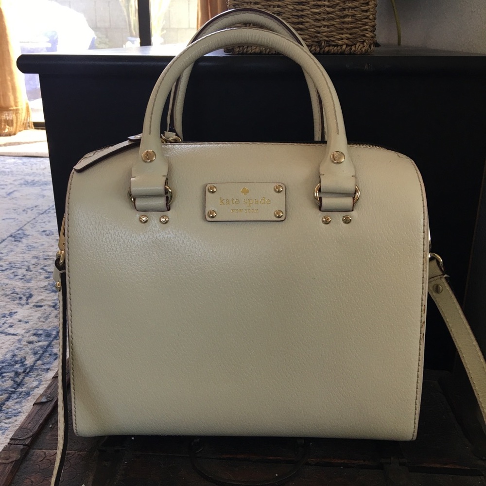 EUC- Large ivory Kate Spade  satchel